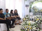 Kelarga Besar Sekretariat DPRD Prov Sulut. Turut Sepenanggungan